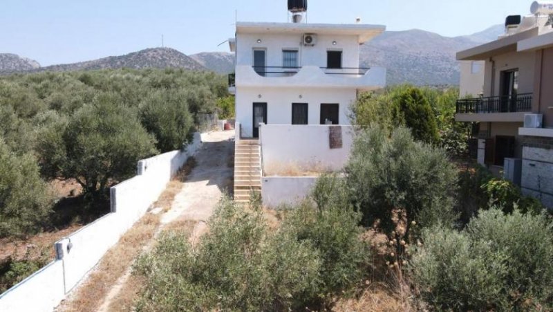 Sisi Kreta, Sisi: Gebäude mit 2 unabhängigen Wohnungen am Stadtrand zu verkaufen Haus kaufen